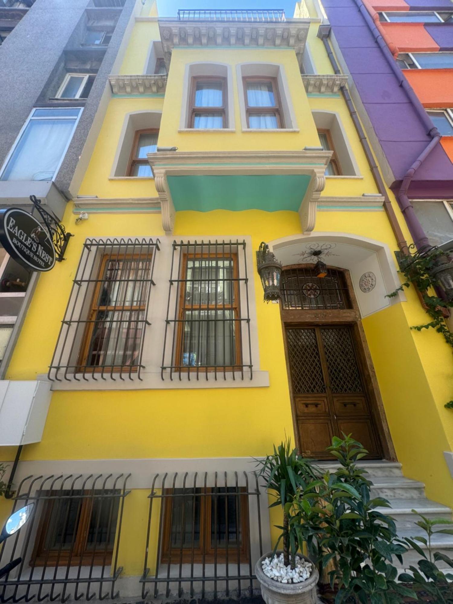 Eagle's Nest Boutique * İstanbul