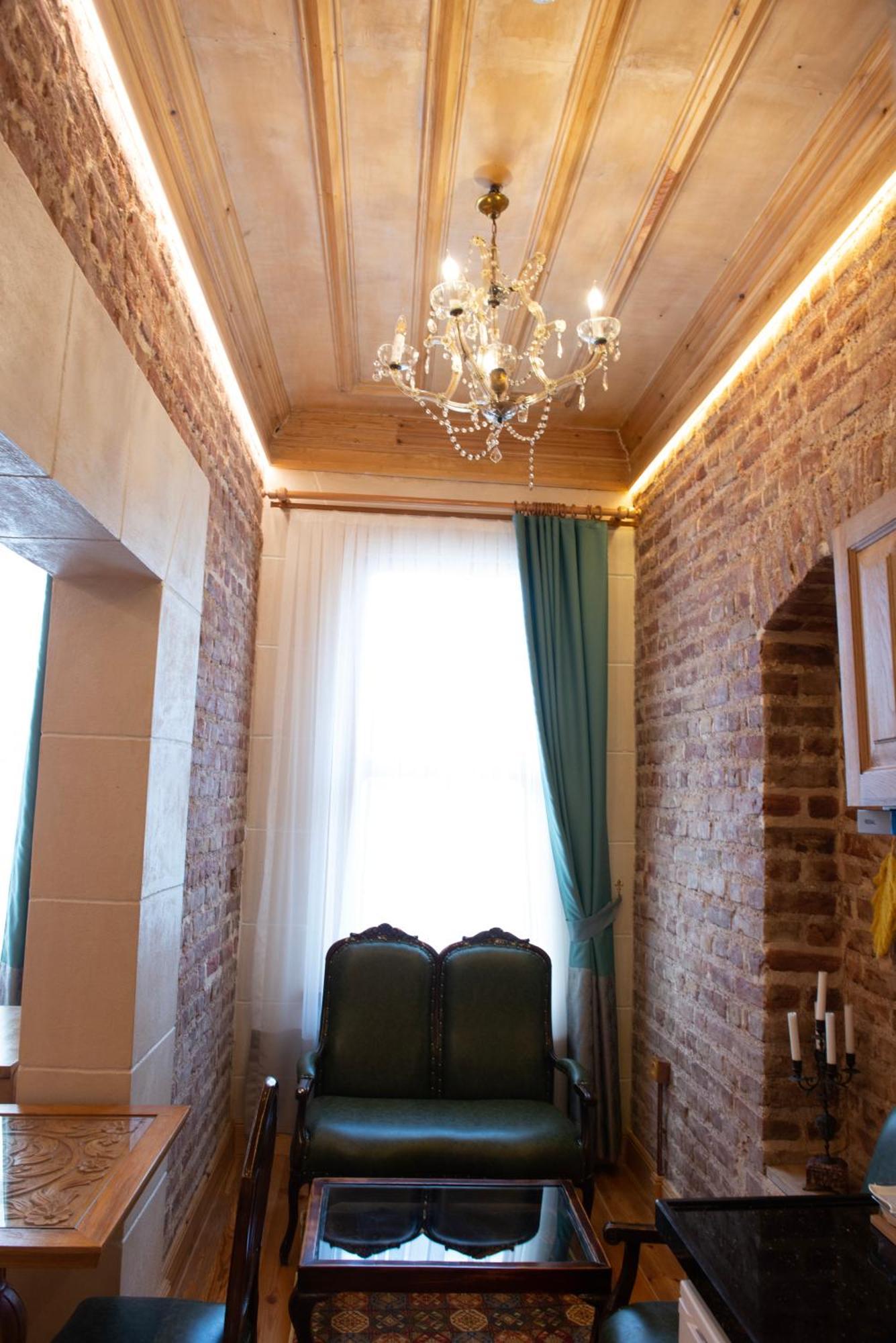 Eagle's Nest Boutique Otel