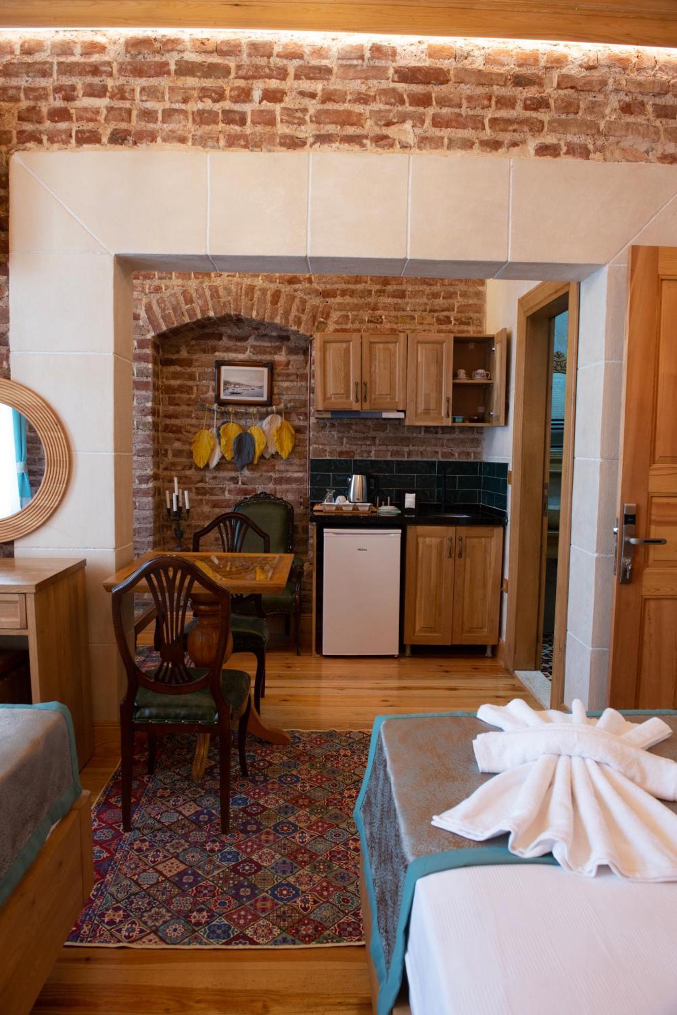 Eagle's Nest Boutique Hotel *
